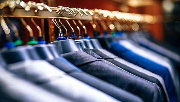 Packing for the clothing industry